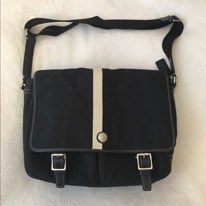 Authentic Coach Messenger Bag