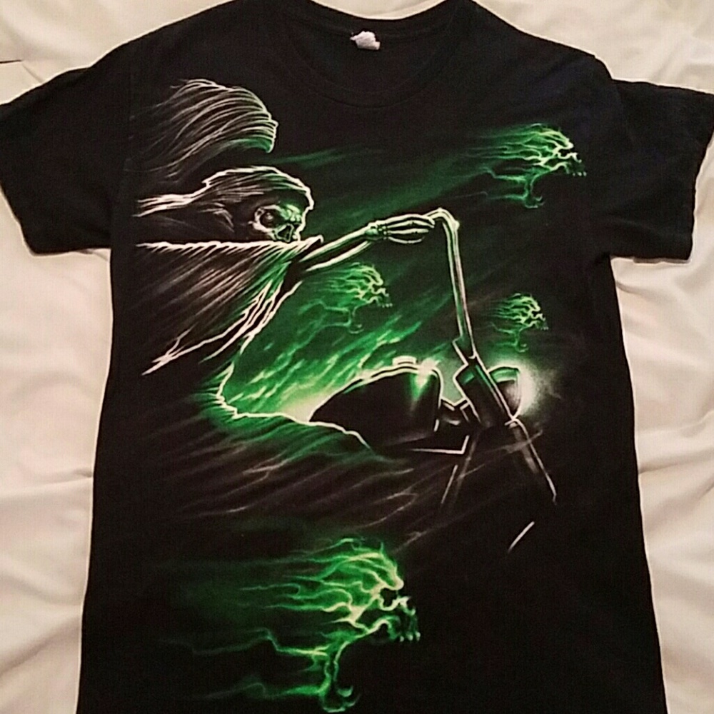 Short-sleeved t-shirt