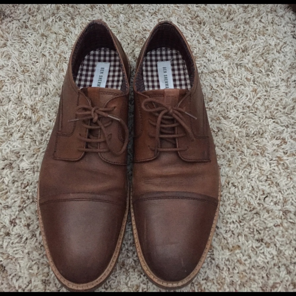 Ben Sherman Cap-toe Shoe