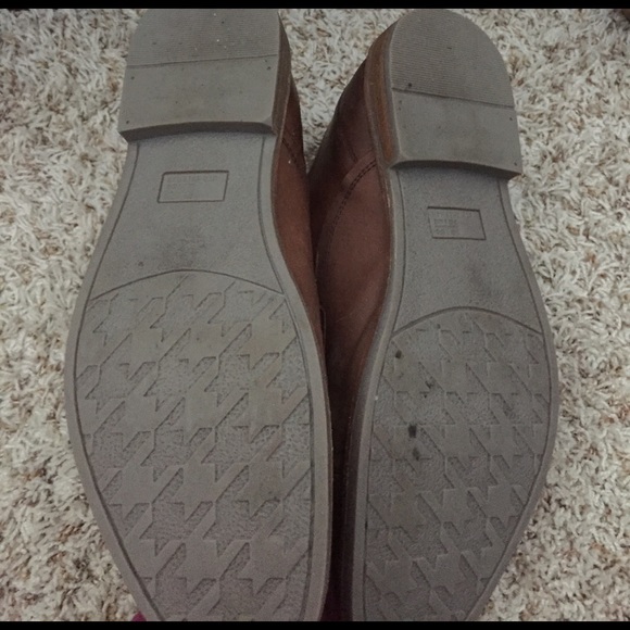 Ben Sherman Cap-toe Shoe