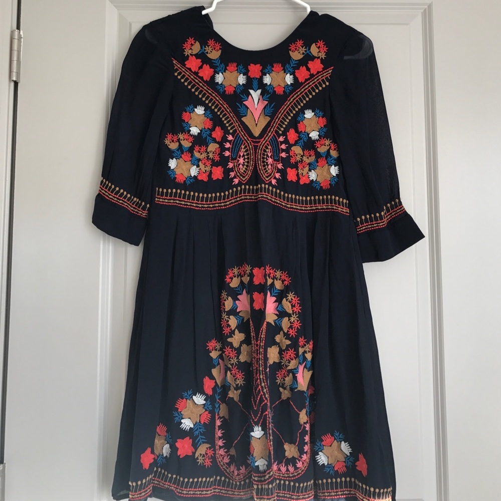 FRENCH CONNECTION dress