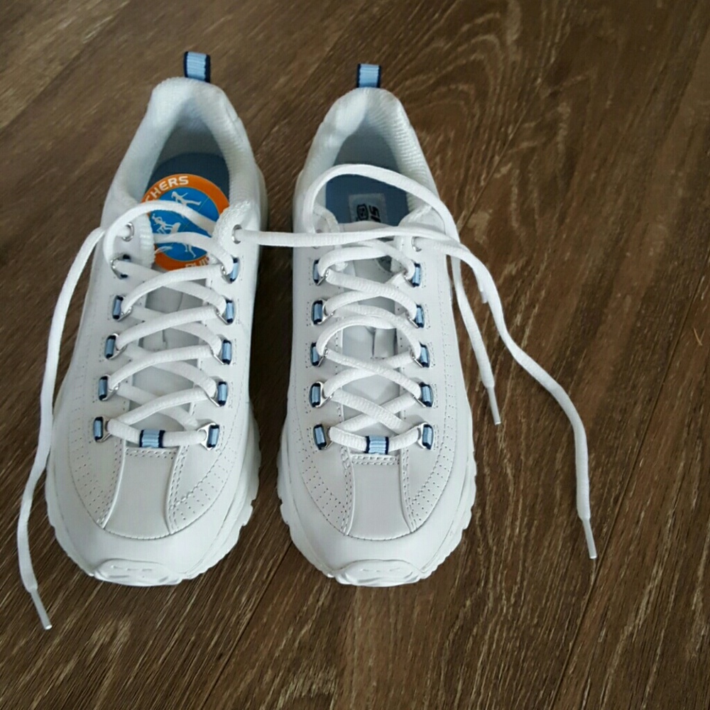 Skechers Sport Size 6 NWT