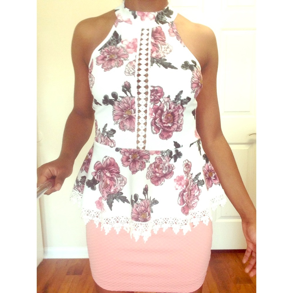🌸Floral Peplum Top🌸