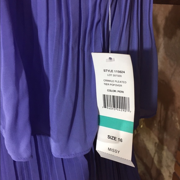 THIS OUTFIT HAS SOLD! - Picture 4 of 6