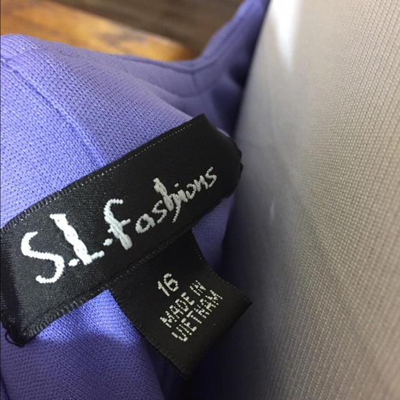 THIS OUTFIT HAS SOLD! - Picture 6 of 6