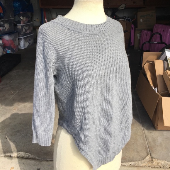 Finders keepers "cheap talk" sweater SMALL - Picture 3 of 4