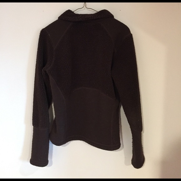 The North Face Pull over - Picture 3 of 3