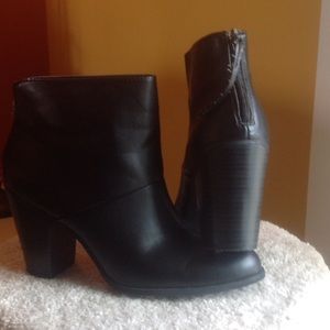 Black chunky heal half boot