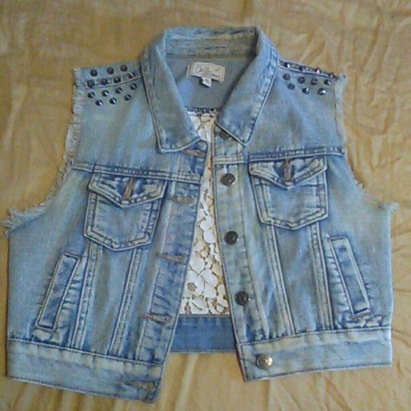 Denim jacket with lace - Picture 1 of 2