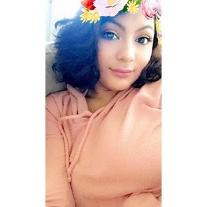 Meet your Posher, Adanna