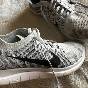 Nike Flyknit Running Shoes