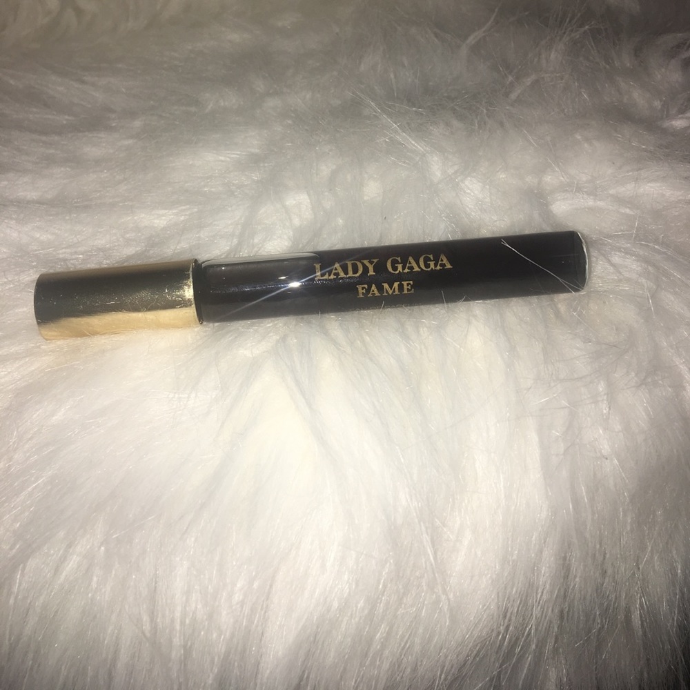Lady Gage Fame perfume