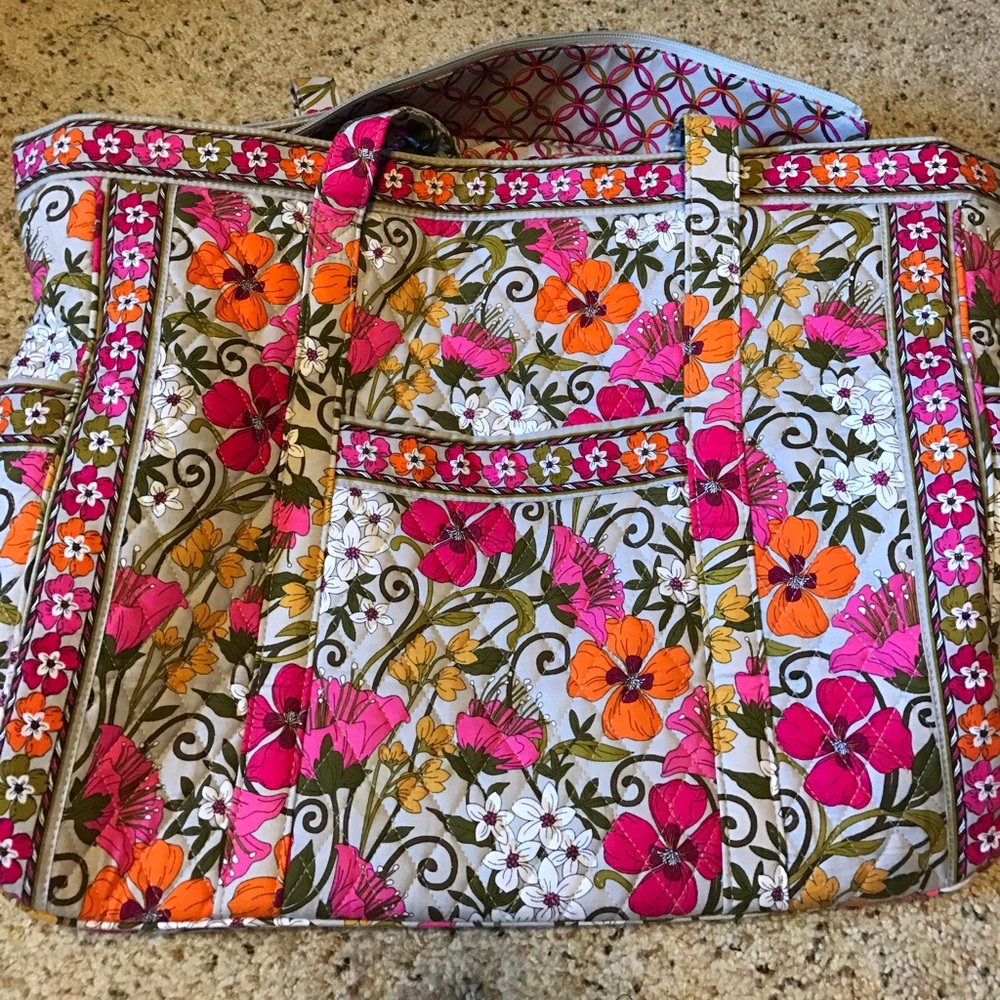 Get Carried Away tote "Tea Party" Vera Bradley