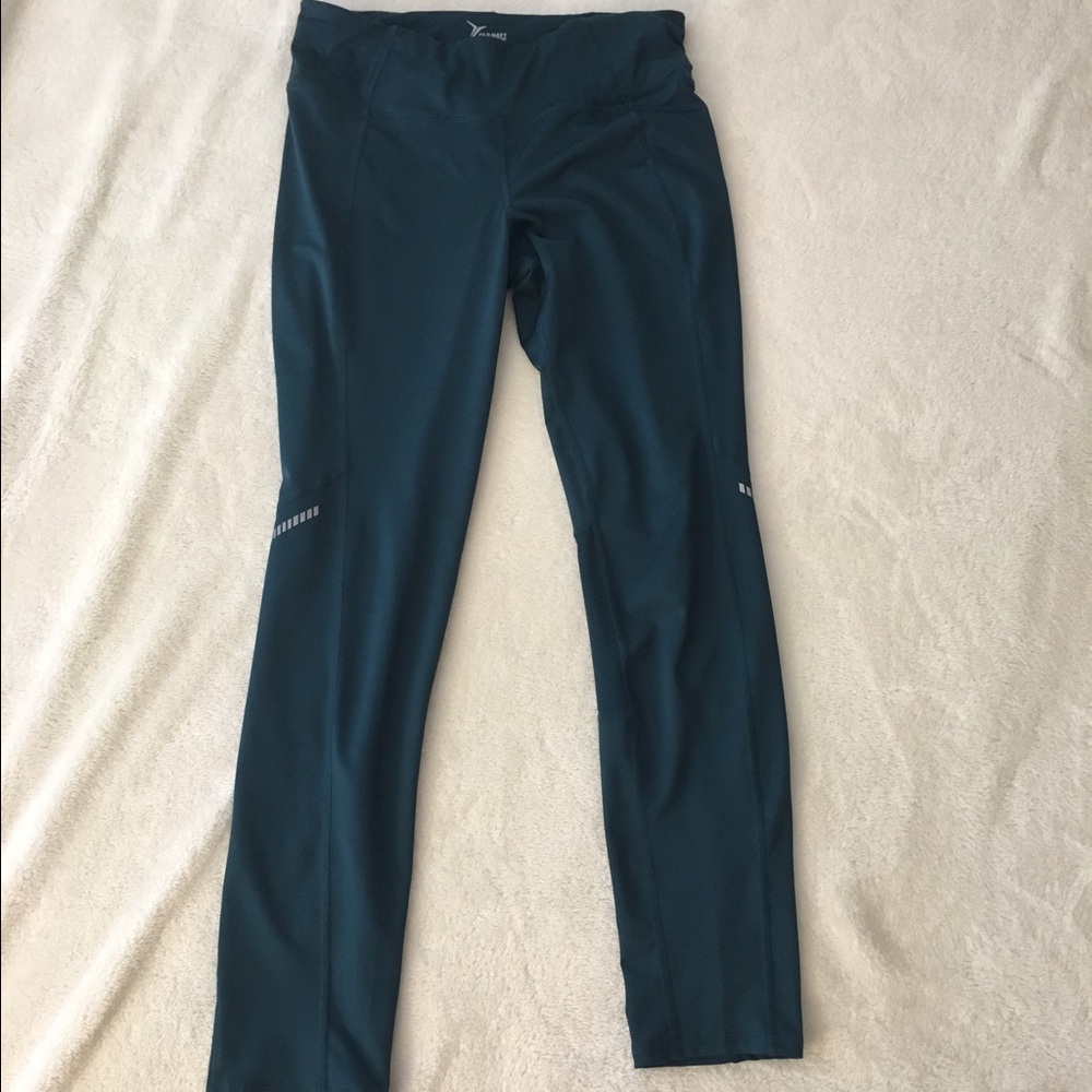 SOLD Athletic Leggings, full length Sz M