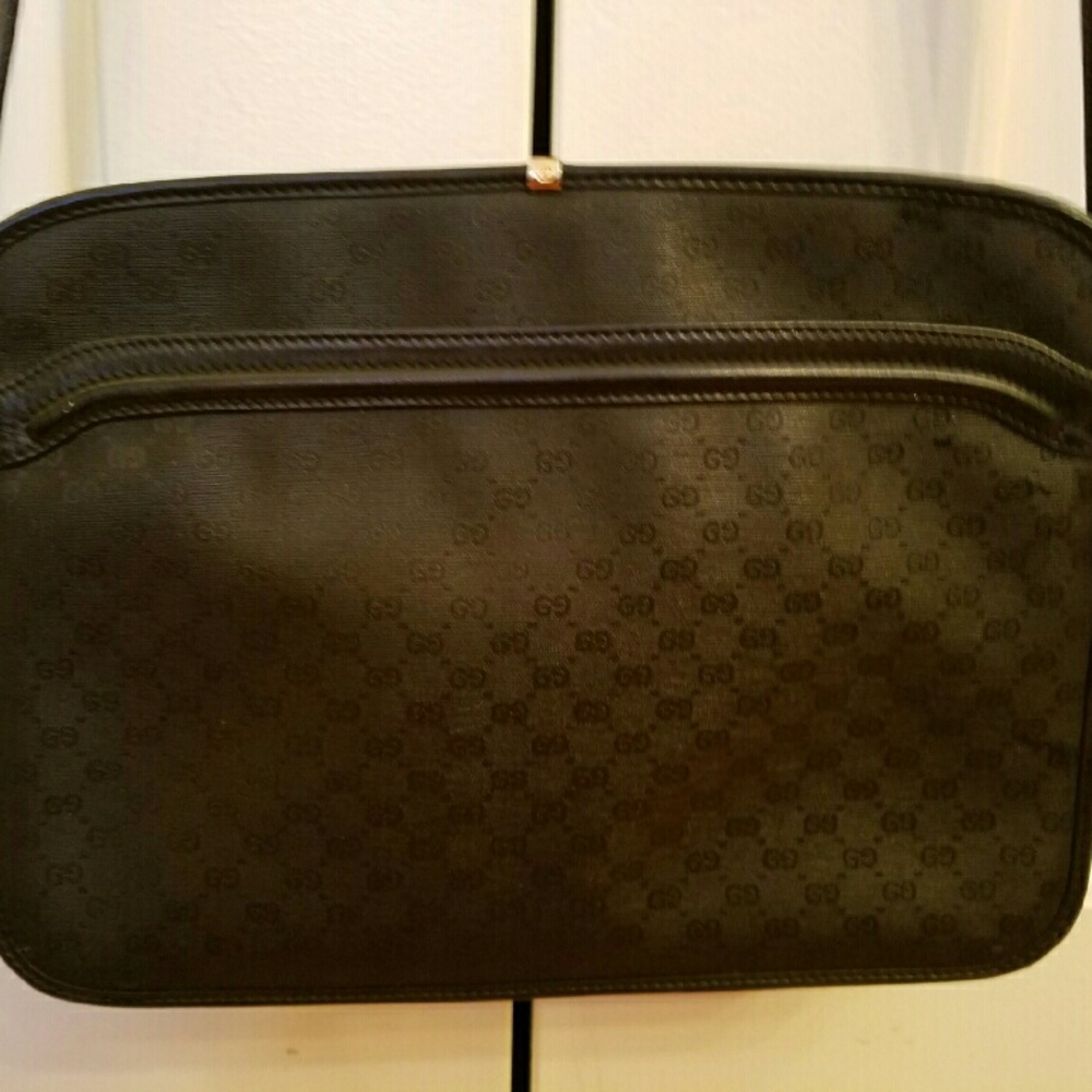 GUCCI UNISEX VINTAGE MESSENGER CROSSBODY