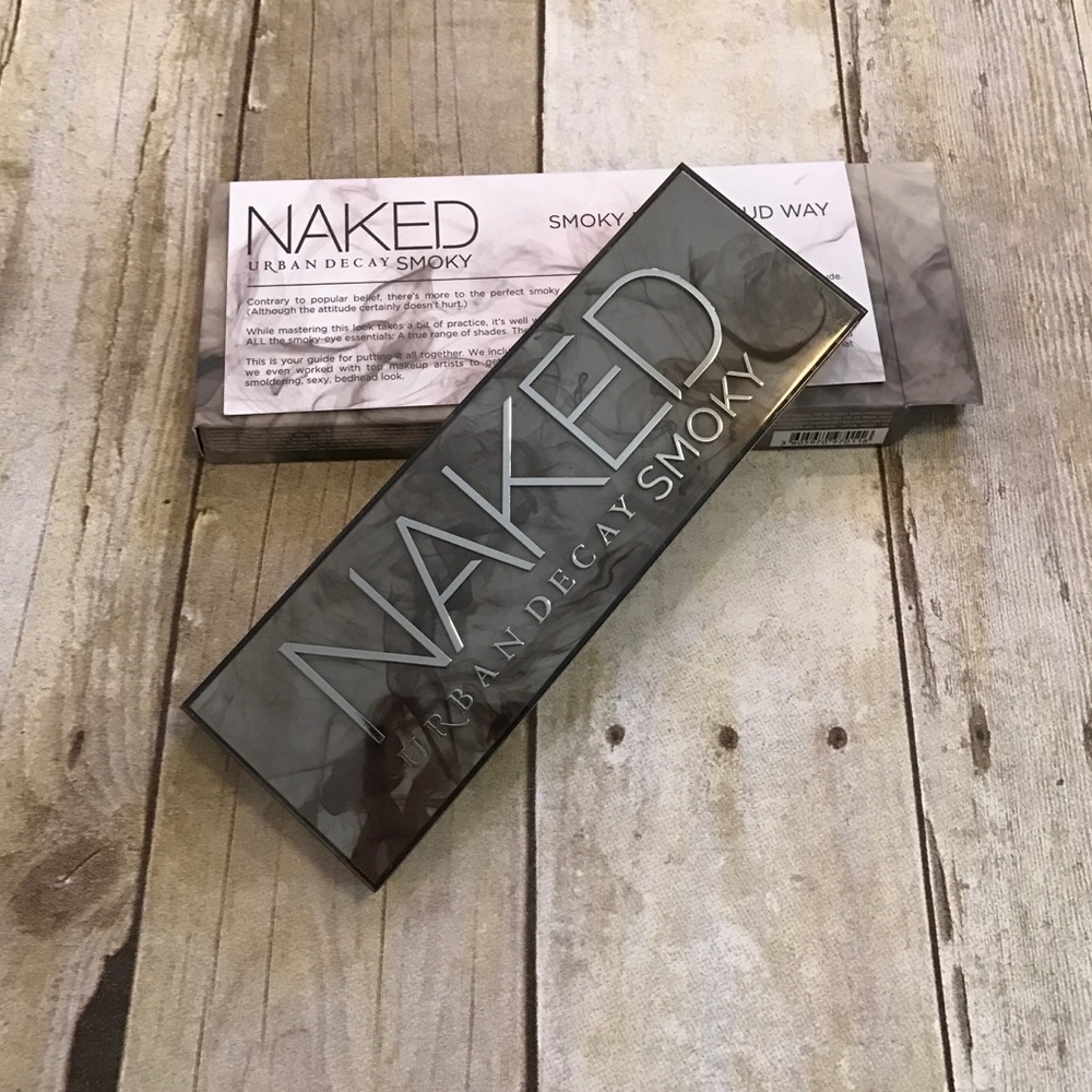 Urban Decay Naked Smoky Palette