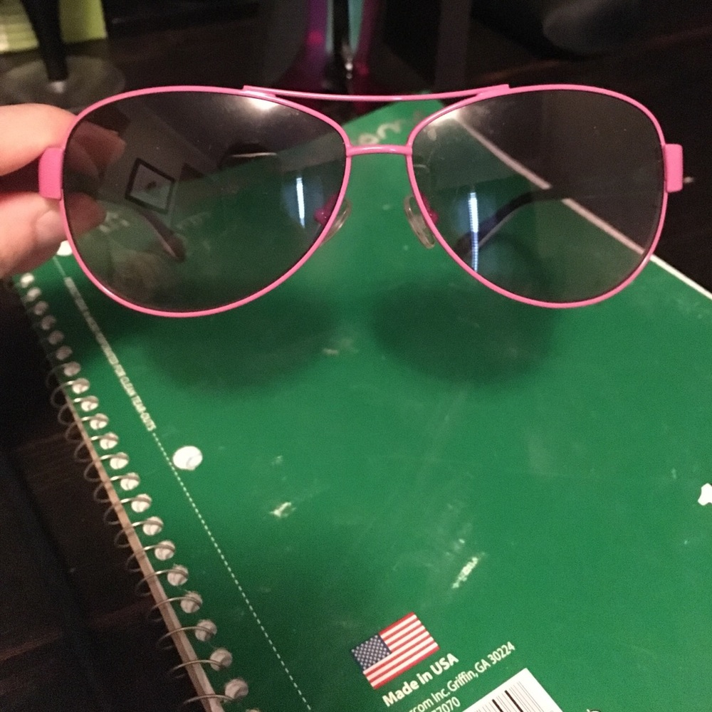 Vera Bradley aviators