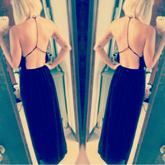 Black Zara Maxi dress - Picture 1 of 4