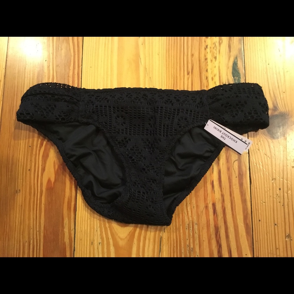 NWT VICTORIA'S SECRET BOHO KNOCK OUT BIKINI BOTTOM