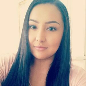 Meet your Posher, Mia