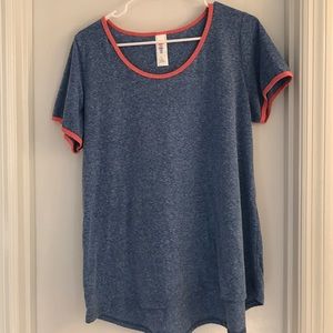 LulaRoe Size L perfect tee
