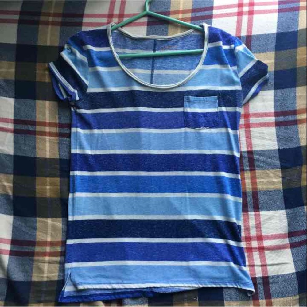 Shades of blue t shirt