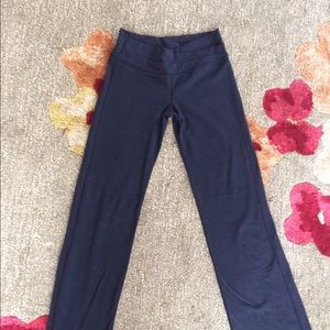Lululemon Astro Pant Size 8 Tall Inseam 33"