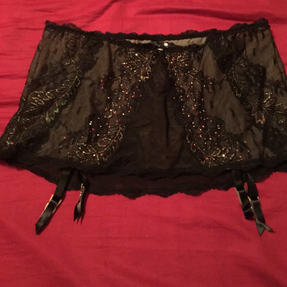 Victoria Secret Garter Belt