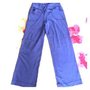 Lululemon Still Pant. Size 8. Inseam 31". Navy.