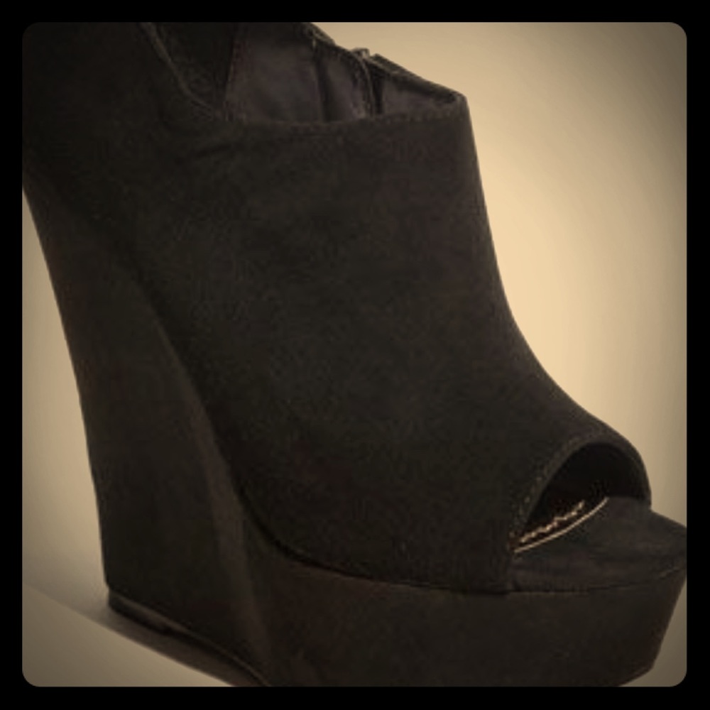 Sexy Steve Madden's