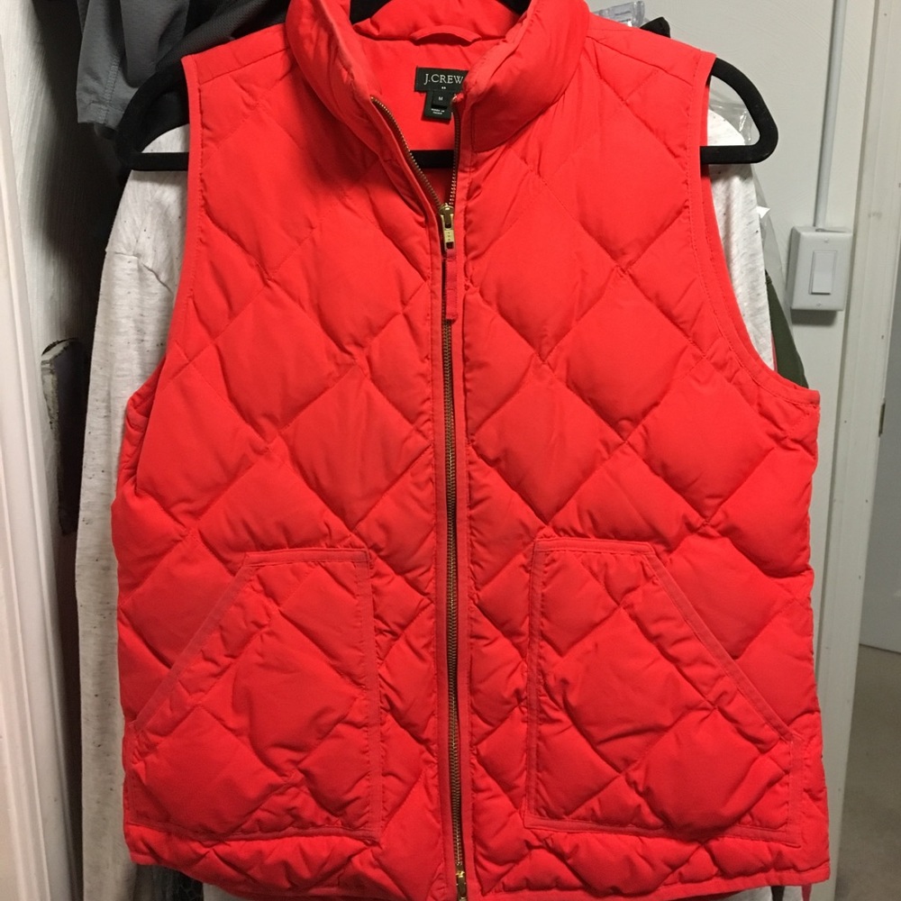 J. Crew Quilted Excursion Vest M Orange