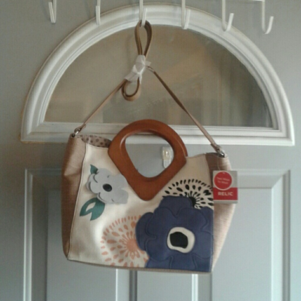 Relic flower satchel