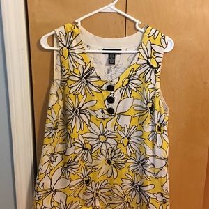 Cute sleeveless top XL