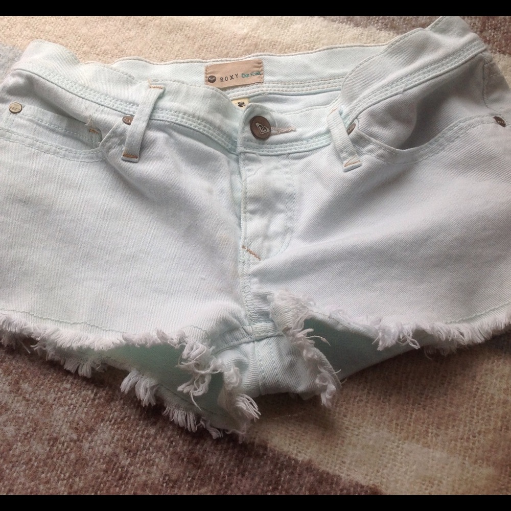 Roxy Denim Shorts - Picture 2 of 4