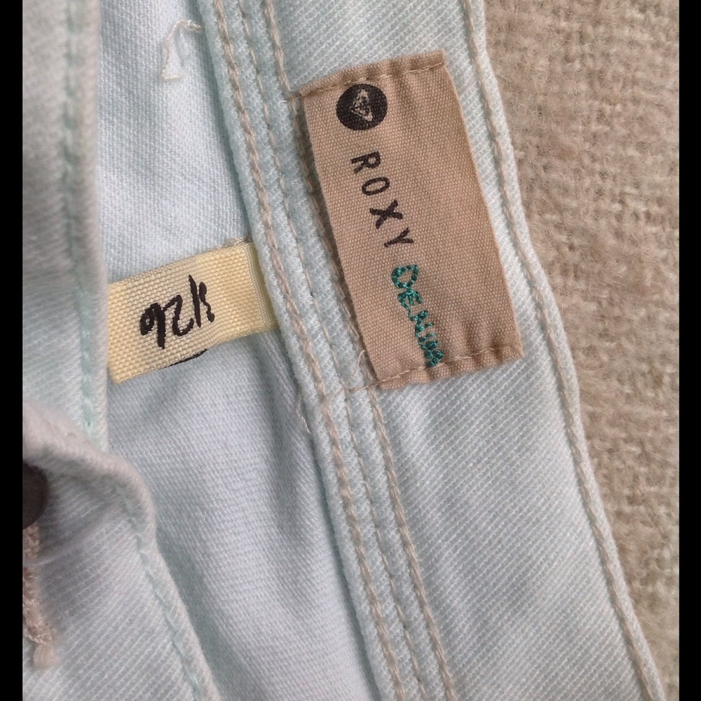 Roxy Denim Shorts - Picture 3 of 4