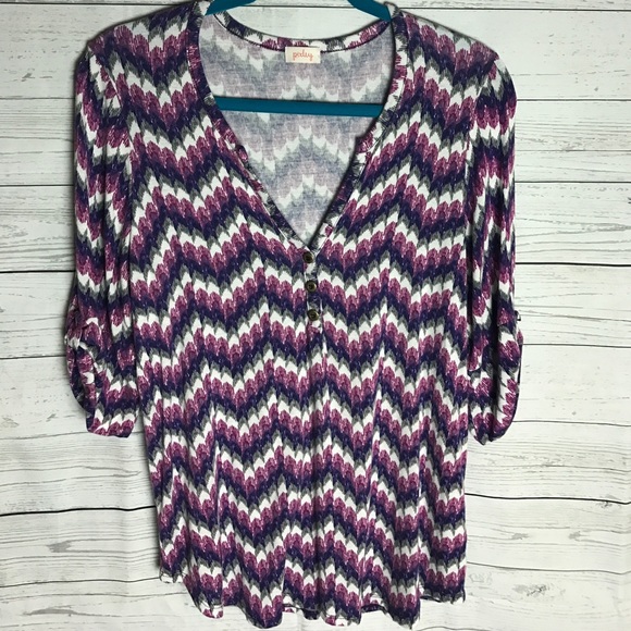 Tops - Stitch Fix Pixley Chevron Henley Printed Top