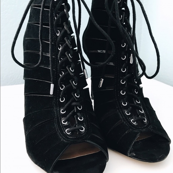 Steve Madden Cyder Booties - Picture 2 of 4