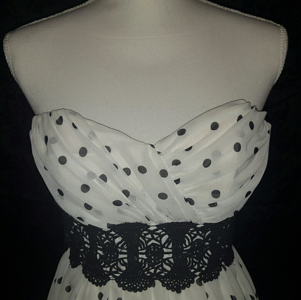 ☆Sold☆ B. Darlin polkadot party dress - Picture 2 of 2