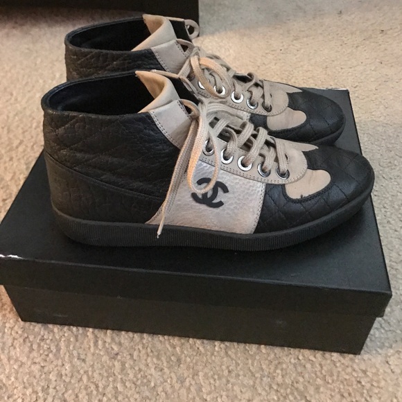 Sold - Picture 2 of 6