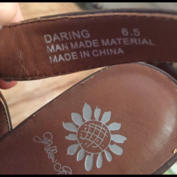 Yellow box - Picture 3 of 3