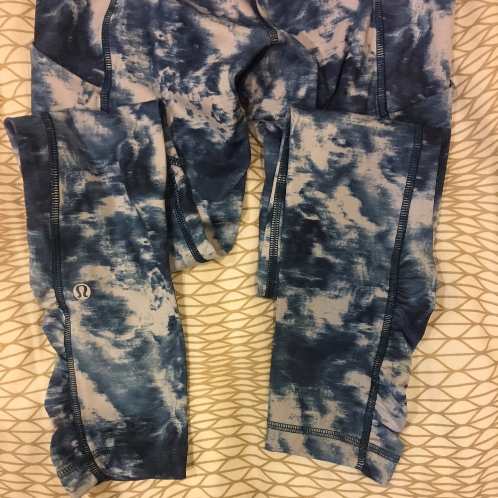 Lululemon Slightly Cropped Leggings