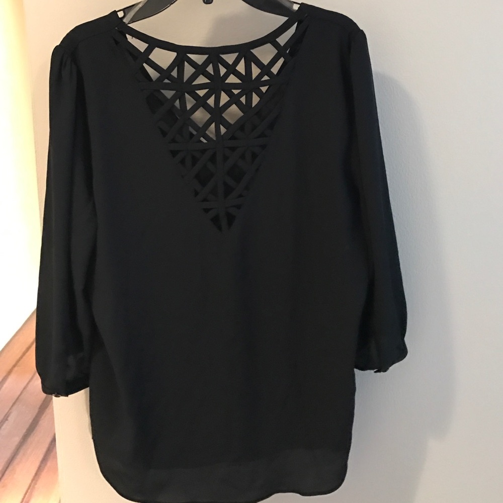 Cute black blouse NWT