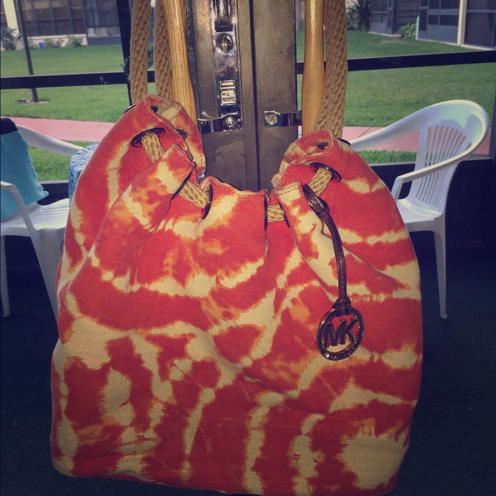 Michael Kors tote