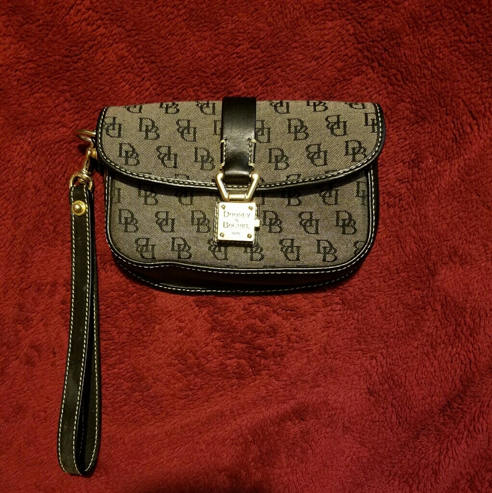 Dooney & Bourke Wristlet