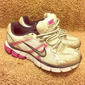 Women's Nike Running Shoes Size 6.5