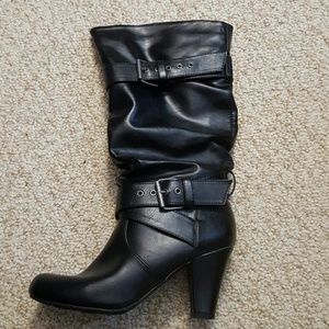 2" heeled black boots
