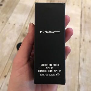 Mac NC20 foundation