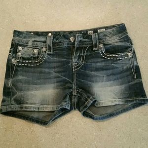 Ladies Miss Me denim shorts size 26