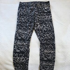 Nike leggings