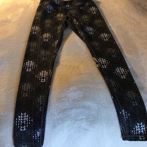 Z by Zella size M greyscale leggings